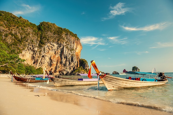 Its Now Legal To Smoke Medicinal Cannabis on Thailand Beaches